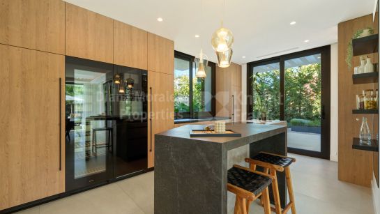 Villa zum Verkauf in Altos de Puente Romano, Marbella Goldene Meile