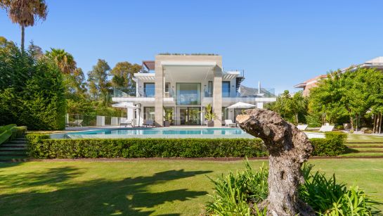 Villa zum Verkauf in Altos de Puente Romano, Marbella Goldene Meile