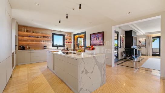 Duplex Penthouse à vendre à Monte Paraiso Country Club, Marbella Golden Mile
