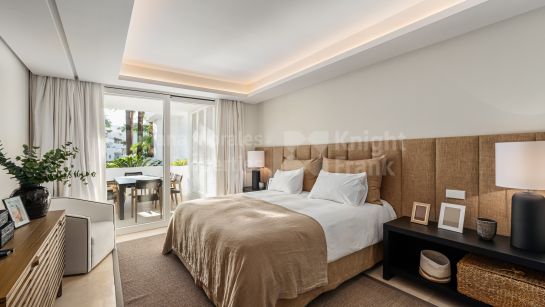 Ground Floor Apartment for sale in Marina Puente Romano, Marbella Golden Mile