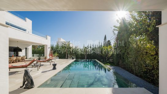 Villa à vendre à Las Chapas, Marbella Est