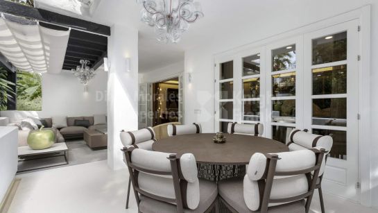 Ground Floor Apartment for sale in Puente Romano, Marbella Golden Mile