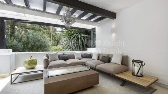 Ground Floor Apartment for sale in Puente Romano, Marbella Golden Mile