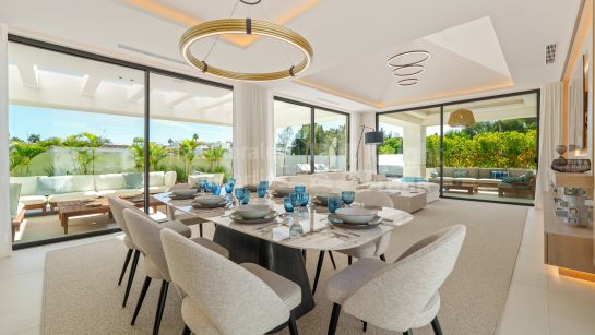 Villa en venta en Linda Vista Baja, San Pedro de Alcantara