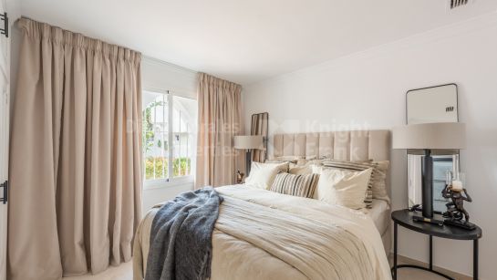 Adosado en venta en Oasis de Marbella, Marbella Milla de Oro