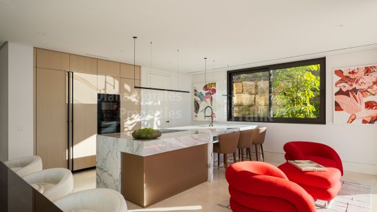 Villa en venta en Marbella Hill Club, Marbella Milla de Oro