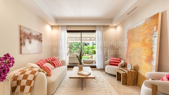 Apartamento Planta Baja en venta en Medina de Banús, Nueva Andalucia