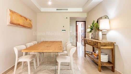 Apartamento Planta Baja en venta en Medina de Banús, Nueva Andalucia