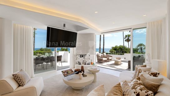 Apartamento Planta Baja en venta en Alcazaba Beach, Estepona Este