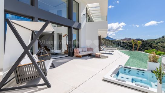 Villa zum Verkauf in Lomas de La Quinta, Benahavis
