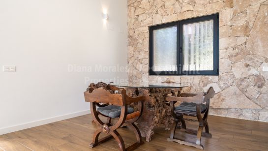Villa en venta en Bel Air, Estepona Este