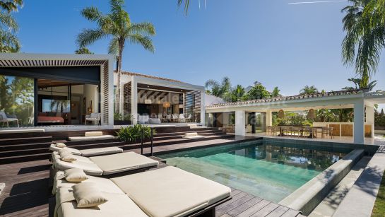 Вилла на продажу в Los Naranjos Golf, Новая Андалусия