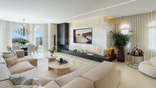 Zweistöckiges Penthouse zum Verkauf in Jardines Colgantes, Marbella Goldene Meile
