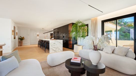 Duplex Penthouse à vendre à Palacetes Los Belvederes, Nueva Andalucia