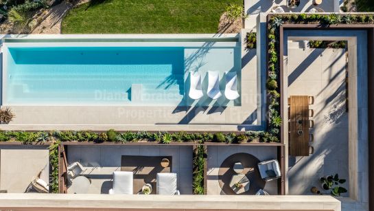 Villa for sale in Benahavis