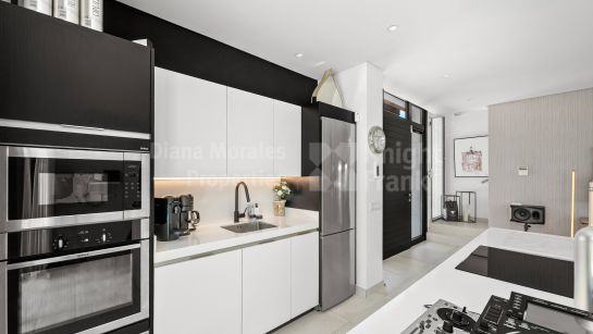 Villa en venta en Arboleda, Estepona Este