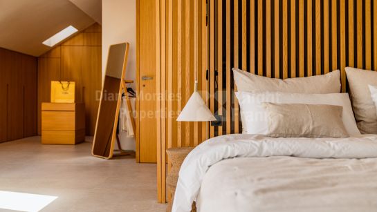 Zweistöckiges Penthouse zum Verkauf in Lomas del Rey, Marbella Goldene Meile