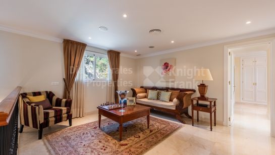 Villa zum Verkauf in Los Altos de los Monteros, Marbella Ost