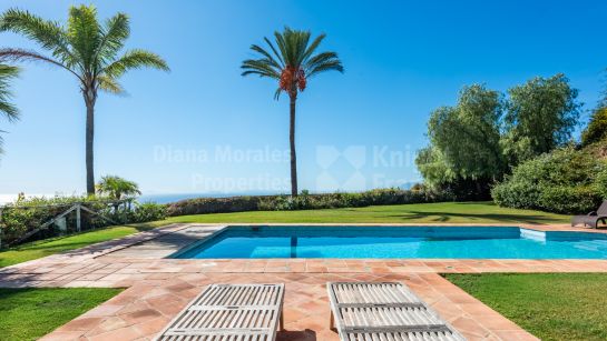 Villa zum Verkauf in Los Altos de los Monteros, Marbella Ost