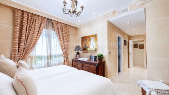 Apartamento Planta Baja en venta en Lagos de Sierra Blanca, Marbella Milla de Oro