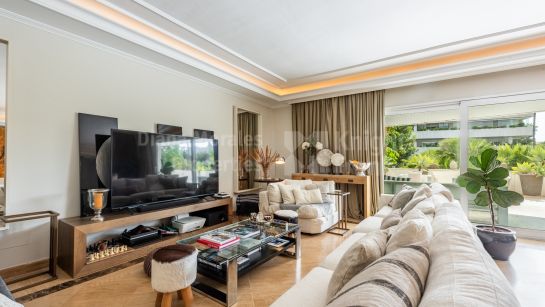 Ground Floor Apartment for sale in El Embrujo Banús, Puerto Banus