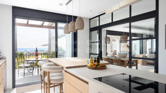 Villa en venta en Los Flamingos, Benahavis
