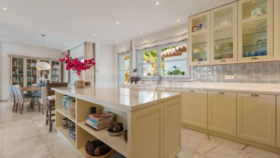 Villa en venta en Sierra Blanca, Marbella Milla de Oro