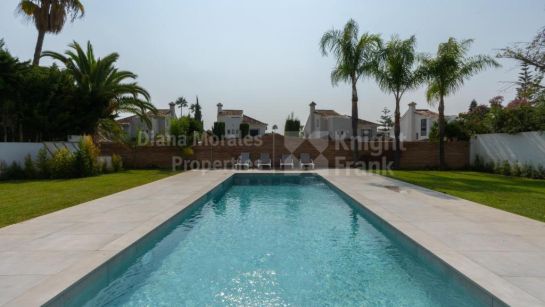 Villa zum Verkauf in Nueva Andalucia, Marbella