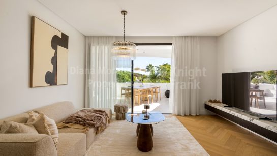 Apartment for sale in Lomas de La Quinta, Benahavis