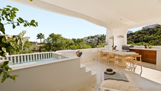 Apartment for sale in Lomas de La Quinta, Benahavis