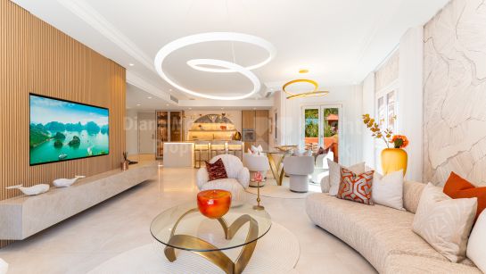 Atico Duplex en venta en Torre Bermeja, Estepona Este