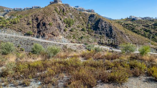 Parcela en venta en Lomas de La Quinta, Benahavis
