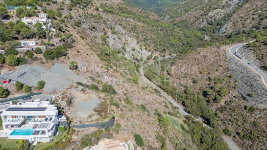 Parcela en venta en Lomas de La Quinta, Benahavis
