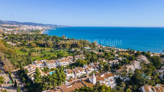 Ático en venta en Puente Romano II, Marbella Milla de Oro