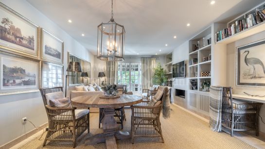 Ático en venta en Puente Romano II, Marbella Milla de Oro