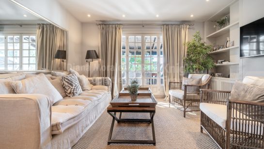 Ático en venta en Puente Romano II, Marbella Milla de Oro