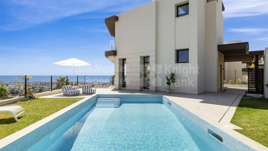 Villa for sale in Be Lagom, Benahavis