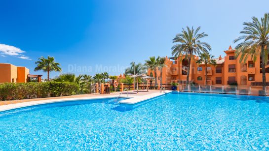 Ground Floor Apartment for sale in Gazules del Sol, Benahavis
