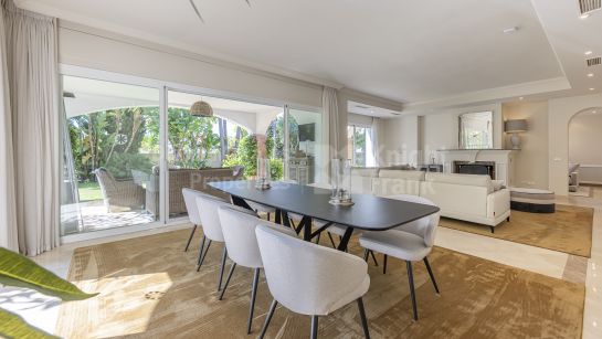 Villa for sale in La Reserva de la Quinta, Benahavis