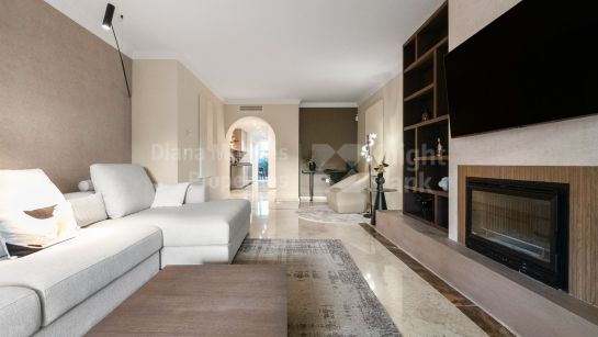 Ground Floor Apartment for sale in Balcones de Puente Romano, Marbella Golden Mile