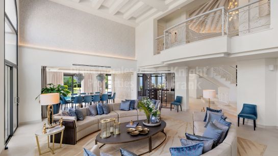 Вилла на продажу в Marbella Hill Club, Золотая Миля