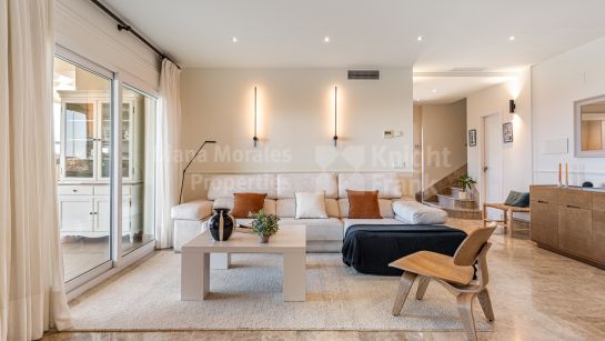 Duplex-Wohnung zum Verkauf in Santa Clara, Marbella Ost