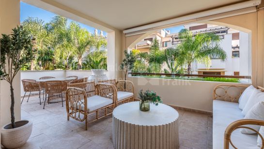 Wohnung zum Verkauf in Medina de Banús, Nueva Andalucia