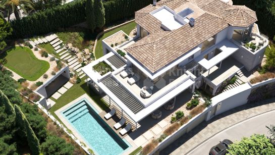 Villa for sale in El Herrojo, Benahavis