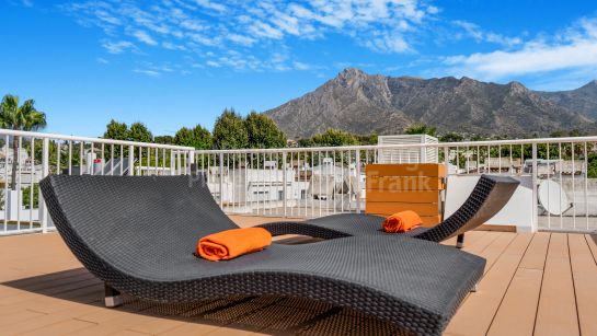 Adosado en venta en Marbellamar, Marbella Milla de Oro