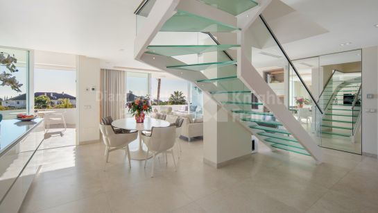 Zweistöckiges Penthouse zum Verkauf in Monte Paraiso, Marbella Goldene Meile