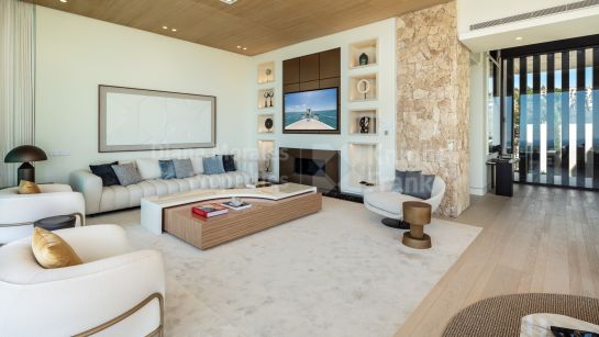 Villa en venta en The Hills, Benahavis