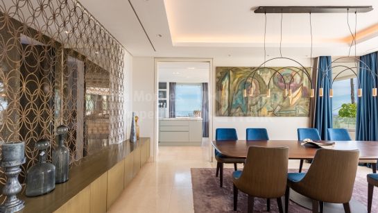 Villa en venta en Nueva Andalucia, Marbella