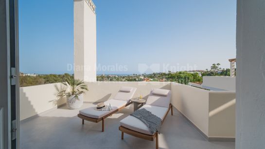 Duplex Penthouse à vendre à Palacetes Los Belvederes, Nueva Andalucia