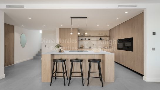 Duplex Penthouse à vendre à Palacetes Los Belvederes, Nueva Andalucia